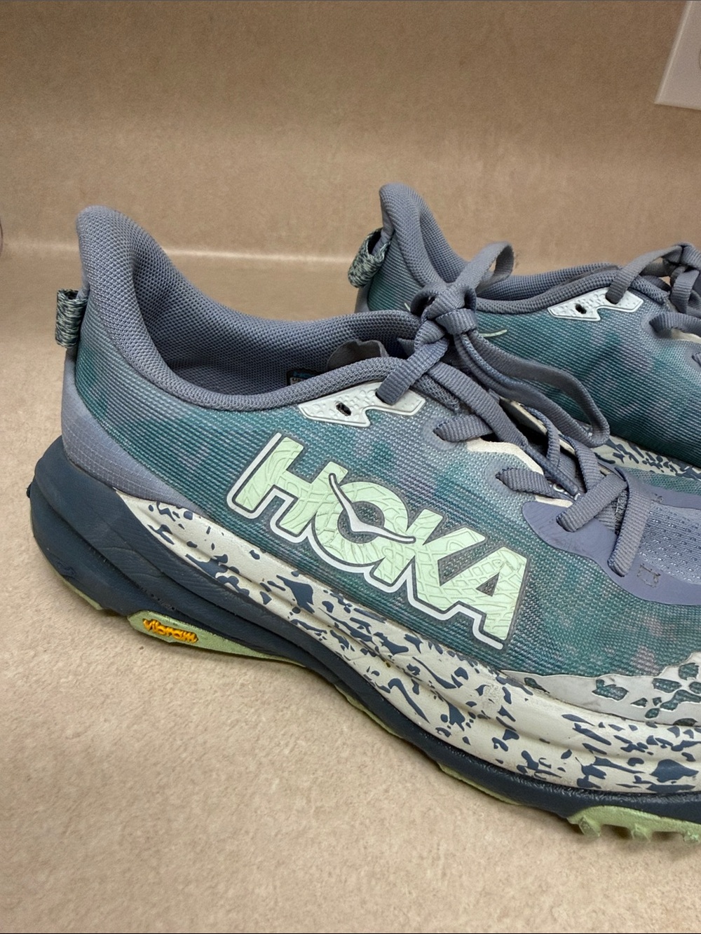 Hoka Women's speedgoat 6 - Picture 2 of 13